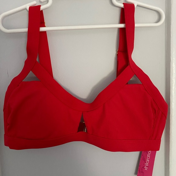 Xhilaration Bikini top - Picture 1 of 3